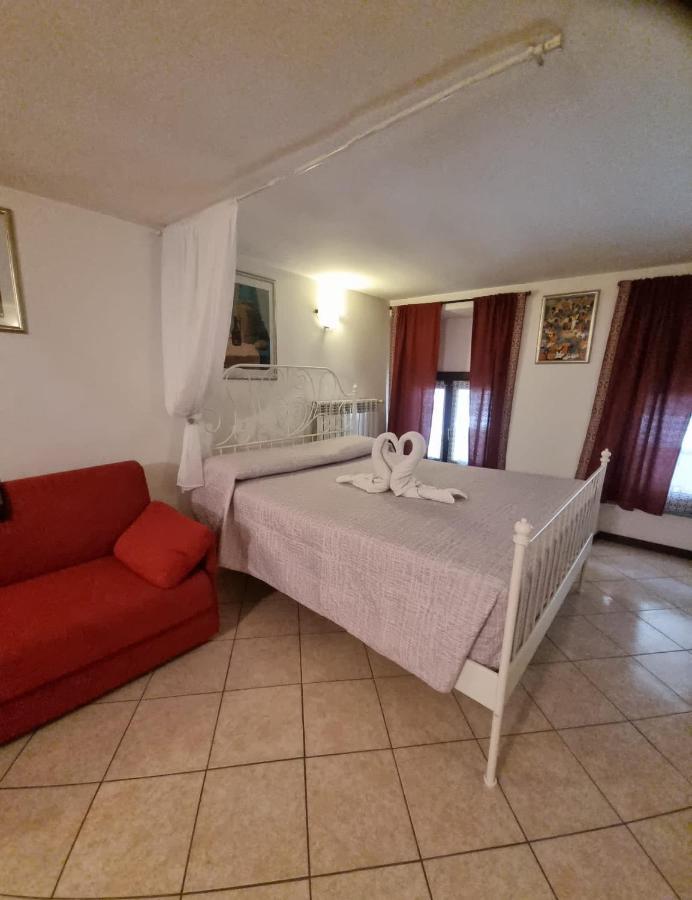 Apartmán Monolocale In Via Pedonale Saint-Vincent Exteriér fotografie